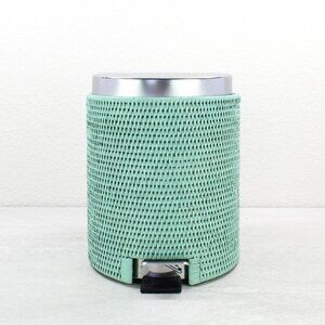 NEW Eco Handcraft Rattan Step On Trash Can with Removable Insert